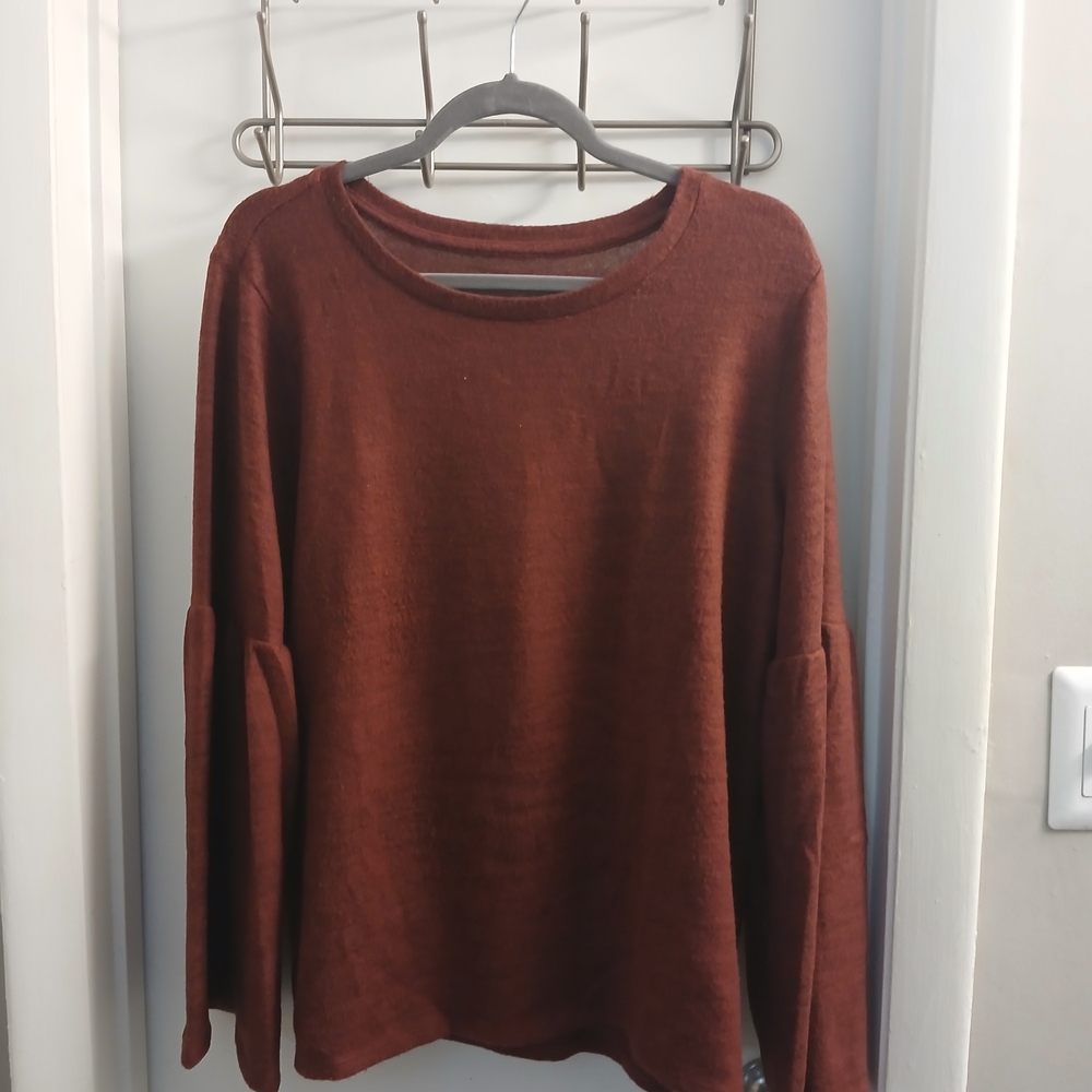 a.n.a Burgundy Rust Trumpet Sleeve Pullover Knit Top XL